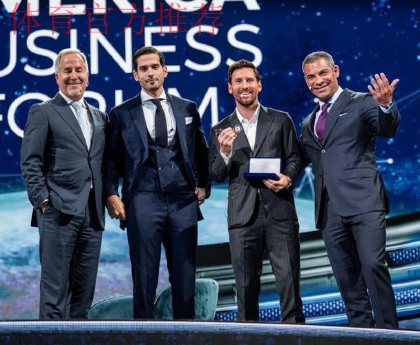 重磅！莱万或加盟迈阿密，梅西苏亚雷斯迎来最强搭档